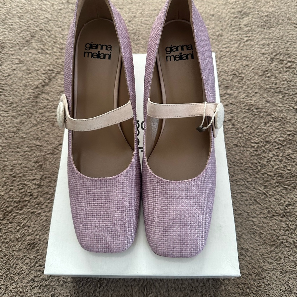 Italian Designer Gianna Meliani Lavender Mary Jane Heels square toe pump 41